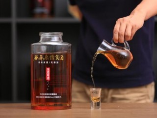 惊险救援，大爷因喝养生酒中毒，生死瞬间获救